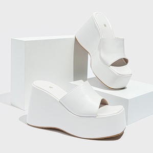 2024 Sandales et mules pour femmes à talons compensés et plateforme, mode estivale, à semelle épaisse - Product Image 2