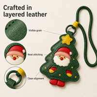 Colgante de Cuero con Diseño Navideño para Bolsos, Personalizado, OEM ODM, Accesorio Festivo para Compradores de Marcas Globales