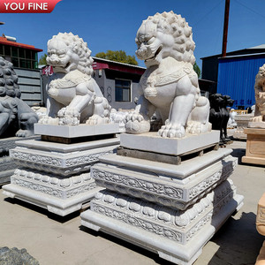 YOUFINE Paire de statues traditionnelles de chiens chinois Foo sculptées à la main en marbre blanc pour l'entrée de la porte - Product Image 2