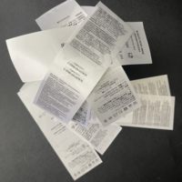 Étiquette d'entretien de lavage en satin de polyester imprimé blanc personnalisé en usine pour les instructions d'entretien des vêtements et l'étiquette de contenu pour les vêtements