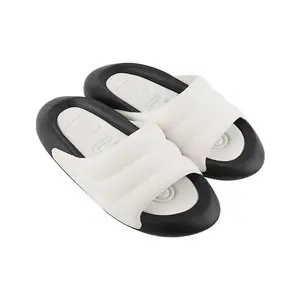 Sandales personnalisées en caoutchouc Pu pour hommes, pantoufles personnalisées en relief 3d avec Logo d'usine