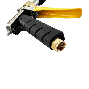 <span class=keywords><strong>Pistola</strong></span> <span class=keywords><strong>de</strong></span> Pulverización Ajustable <span class=keywords><strong>de</strong></span> Alta Presión: la Herramienta Definitiva para Jardinería Doméstica y <span class=keywords><strong>Riego</strong></span> <span class=keywords><strong>de</strong></span> Plantas - Product Image 1