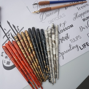 Penna Calligrafica di Lusso HY, Scrittura Fluida, Fatta a Mano in <span class=keywords><strong>Legno</strong></span>, Multicolore, Regalo, Accessori per Scrittura e Correzione con Ricarica Multicolore - Product Image 5