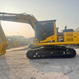 Máquina hidráulica duradera de excavadora sobre orugas Komatsu PC210 usada para el desarrollo de infraestructura vial y urbana - Product Image 1