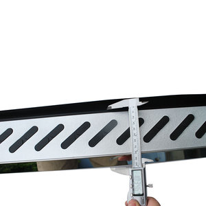 Marchepieds latéraux fixes en alliage d'aluminium poli miroir sans éclairage pour Skoda <span class=keywords><strong>KAROQ</strong></span>/<span class=keywords><strong>KAMIQ</strong></span> – Ensemble complet pour seuil de porte extérieur - Product Image 4
