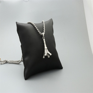 Collar con colgante de la Torre Eiffel, aleación de zinc plateada, regalo de joyería de moda unisex - Product Image 2