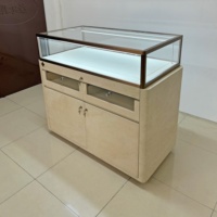 Meubles de présentation de bijoux sur mesure pour magasin, étagères de présentation de bijoux, vitrine de bijoux, armoire de présentation en dalle de travertin doré