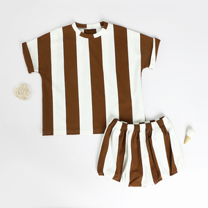 2024 Top ventes bébé vêtements Design à la mode été chemise <span class=keywords><strong>de</strong></span> Football à rayures verticales bébé garçon ensembles <span class=keywords><strong>de</strong></span> vêtements - Product Image 4