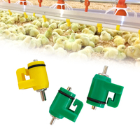 Système d'abreuvement automatique YYC le plus vendu pour volailles, tétines à eau pour poulets de chair avec pince pour élevages avicoles