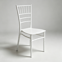 Chaises Chiavari empilables en PP acrylique pour la vente en gros, idéales pour la location commerciale, les mariages, les banquets d'hôtel, chaises en résine cristalline
