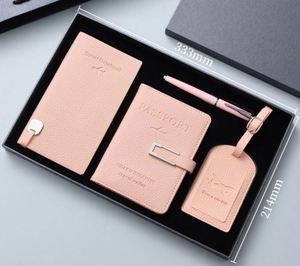 Ensemble de porte-documents de voyage personnalisé, étiquette de bagage et carnet de notes avec coffret cadeau pour les occasions de remise de diplôme - Vente chaude - Product Image 6