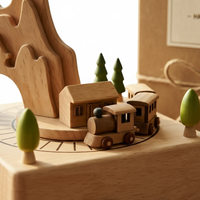 Caja de Música Artesanal de Madera de Haya con Tren Giratorio, Ecológica, Regalo Ideal para Guardería y Niños