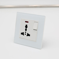 Enchufe de Pared Universal BENDI C42 86 Tipo 1, 16A 250V con Puerto USB, 3 Pines, IP22, Retardante de Llama, Enchufe de Latón, Estándar del Reino Unido