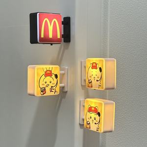 Imanes Magnéticos Luminosos con Diseño de Chiikawa y Usagi-chan, Caja de Luz con Logotipo de McDonald's, Material ABS, China - Product Image 1