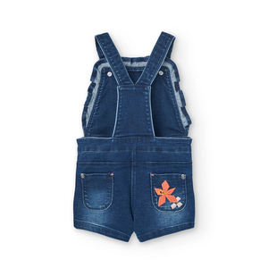 Salopette Corta in Denim <span class=keywords><strong>Blu</strong></span> Scuro Lavato per Bambine con Ricamo Floreale, Bordo Arricciato e Bretelle Regolabili - Product Image 3