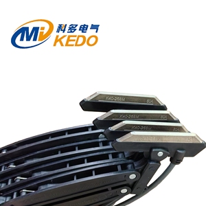 <span class=keywords><strong>KEDO</strong></span> MKD-900 Fournisseur direct Fabricant 4P 30A60A100A Brosse de collecteur de courant pour barre omnibus de distribution d'énergie - Product Image 2