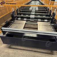 Machine de formage de tôles trapézoïdales entièrement automatique, machine de formage de tôles métalliques à grande vitesse