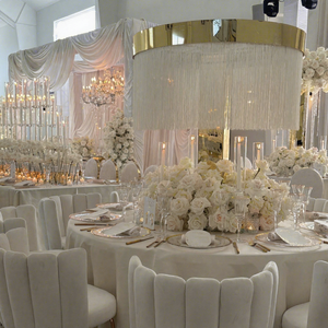 Centro de Mesa LEDA de Lujo, de Alta Calidad, en Hierro Dorado Brillante, Personalizable, con Cortina de Hilo, para Decoración de Eventos y Bodas - Product Image 2