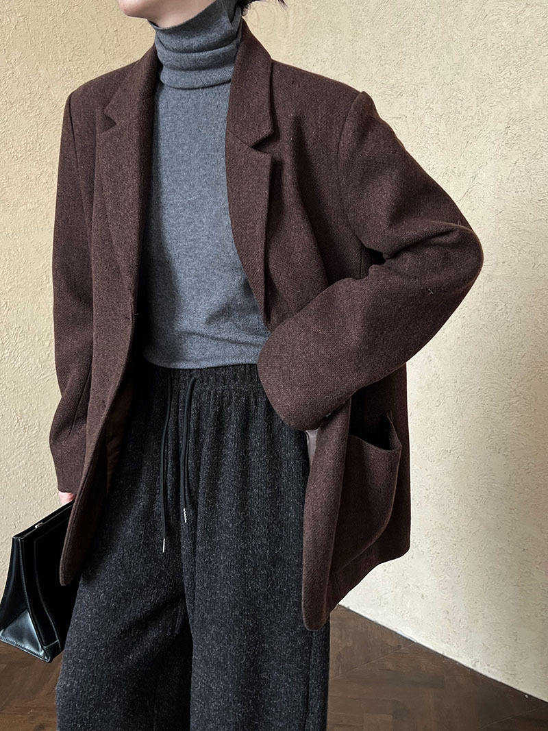 สีน้ำตาล