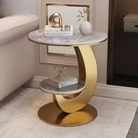 Table d'appoint ronde en marbre de style nordique contemporain, table de chevet en métal en forme de C pour petit appartement