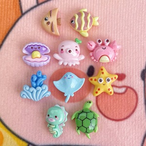 Animales Marinos de Resina 3D, Estilo Mixto Aleatorio, Lindas Figuras de Dibujos Animados de la Serie Océano, Miniaturas de Criaturas Marinas con Parte Posterior Plana - Product Image 1
