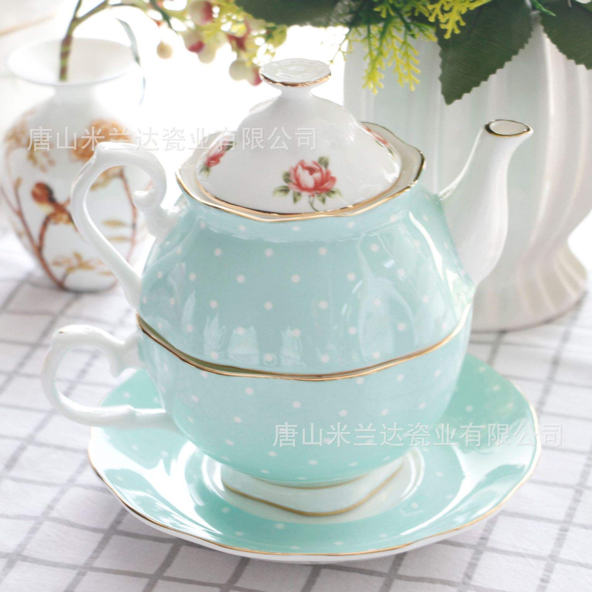 Olla de la madre-en-Ley punto Ola Verde