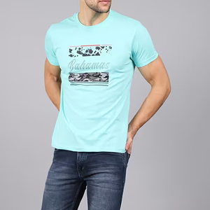 Camiseta de Manga Corta Azul Claro para Hombre con Estampado de Camuflaje Diseño Bahama Corte Regular Informal de Algodón - Product Image 4