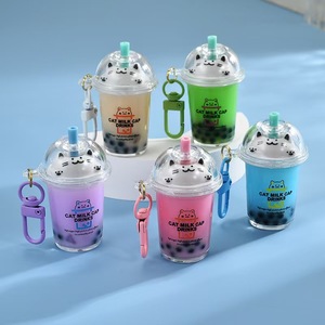 Niedlicher Milchtee-Schlüsselanhänger im Becher-Design mit Glitzer-Flüssigkeit und Boba für Kinder und Damen, Urlaubsgeschenk - Product Image 2