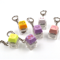 Impression personnalisée Interrupteurs de logo Porte-clés bouton-poussoir Fidget Clicker Porte-clés clavier Fidget
