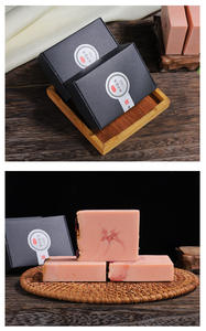 Jabón Artesanal Natural y Orgánico para Blanquear la Piel con Aceite Esencial de Rosa y Flores Secas - Aclarante, Antiséptico y Portátil para el Rostro - Product Image 6