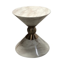 Chaise basse blanche en marbre, marque de luxe de luxe personnalisée, patio nordique, ensemble de table pour la maison, offre spéciale