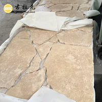 Carreaux de pierre de travertin beige en gros, taille personnalisée, revêtement mural et de sol pour villas, hôtels et projets commerciaux
