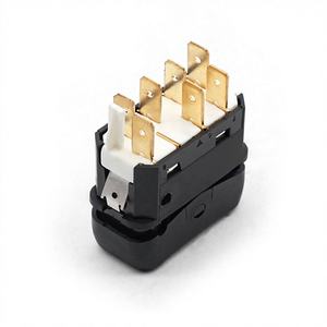 Interrupteur de feux de brouillard Mercedes-Benz KAMYON, interrupteur à bascule A6885457290 pour utilisation en camion - Product Image 1