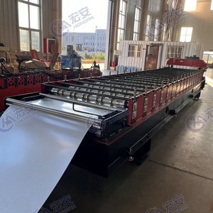 Machine de formage de panneaux de toiture en acier haute résistance avec moteur à engrenages, roulement et commande PLC pour une longue durée de vie - Product Image 4