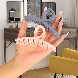 Macaron Colored Hair <b>Clips</b> 12 Cm Plastic Gripper For Women Casual Use - Product Image 2
