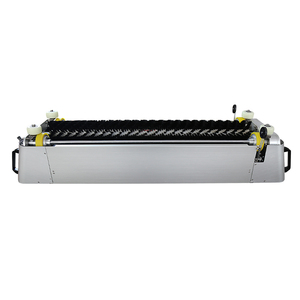 Nouveaux modèles de <span class=keywords><strong>robot</strong></span> de nettoyage automatique de panneaux solaires Multifit pour système de panneaux solaires Panneau solaire - Product Image 3
