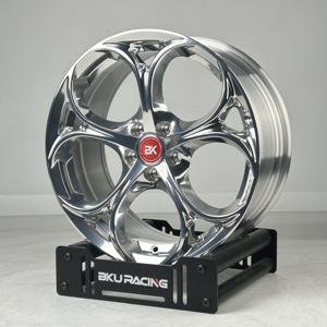 Cerchi Forgiati Bku 5x110 19 20 21 Pollici in Lega Personalizzati Completamente Lucidati per Alfa Romeo <span class=keywords><strong>Giulia</strong></span> 159 Stelvio Giulietta - Product Image 1