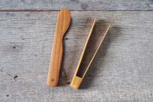 Pinzas de Madera para Cocina, Servir, Asar y Manipular Alimentos, Hechas a Mano con Madera Natural Duradera para Uso Diario - Product Image 3