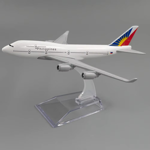 Modèle d'avion en métal Boeing 747-400 Philippines Airlines de 16 cm pour l'exposition - Product Image 1