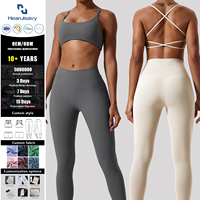 Sportbeha met gekruiste rug, hoge ondersteuning, zacht en ademend spandex/nylon met vierweg stretch voor yoga, gym & fitness workouts