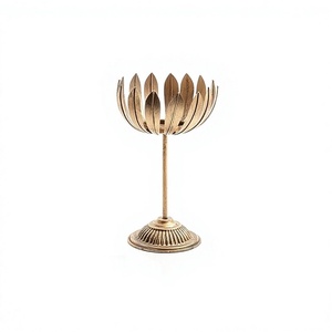 <b>Marvelous</b> Design Candle Holder In Metal Gold Color Tealight Candle Holder For Wedding Party And Event Decoration Use - Product Image 1