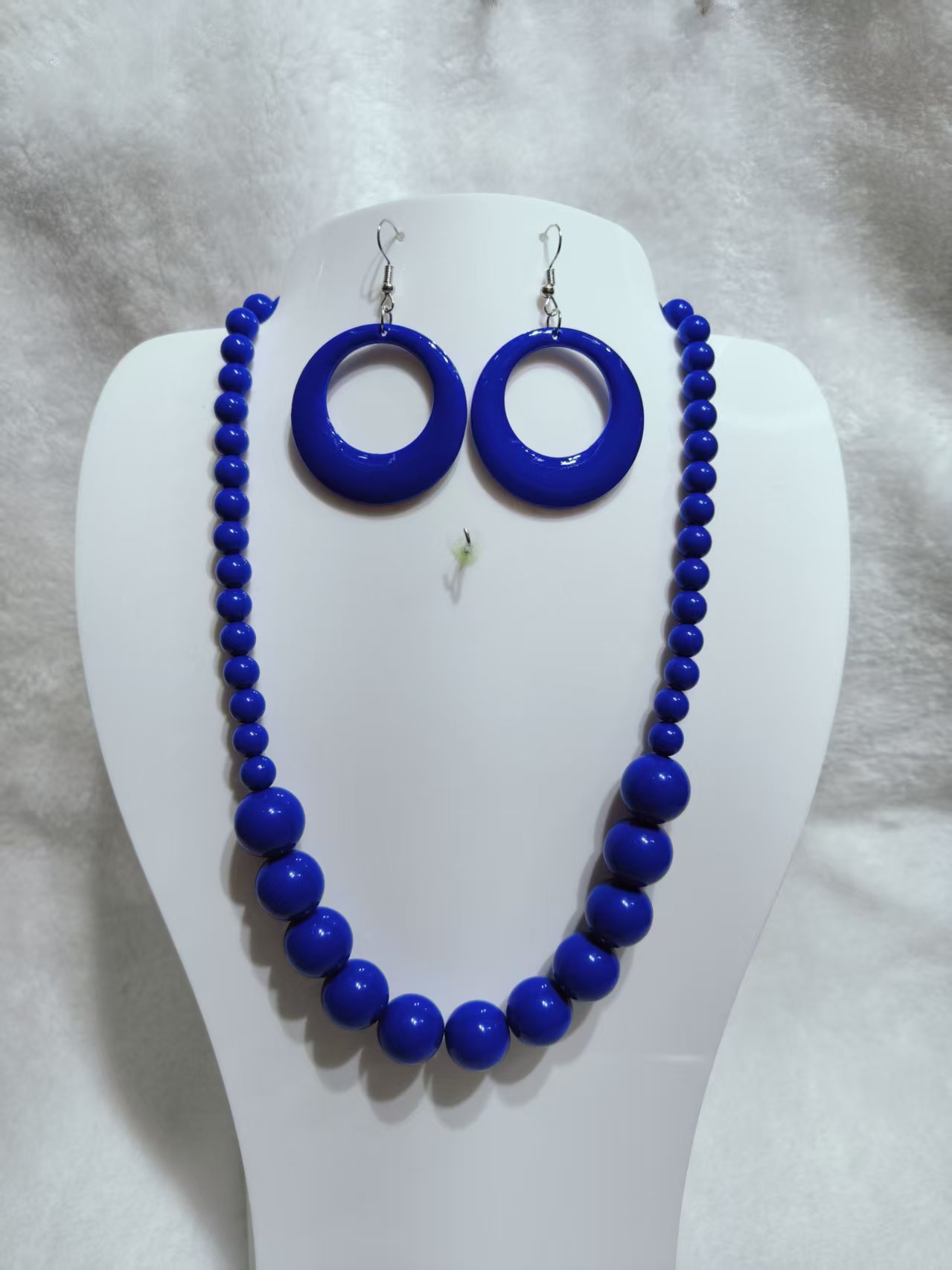 royal blue