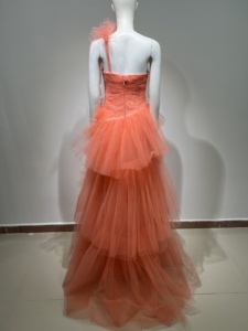 Vestido <span class=keywords><strong>de</strong></span> Noche Rosa Coral <span class=keywords><strong>de</strong></span> Tul con <span class=keywords><strong>un</strong></span> Hombro Descubierto, Apliques Florales 3D, Vestido <span class=keywords><strong>de</strong></span> Fiesta, Ropa Formal para Invitadas <span class=keywords><strong>de</strong></span> <span class=keywords><strong>Boda</strong></span> Romántica - Product Image 4