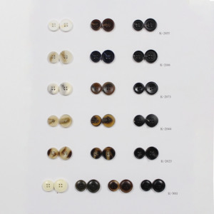 Botones a Presión de Plástico ABS Ecológicos Personalizados al por Mayor, 4 Agujeros, Patrón Rectangular, Redondos, para Trajes y Abrigos de <span class=keywords><strong>Hombre</strong></span>, Accesorios de <span class=keywords><strong>Ropa</strong></span> - Product Image 1