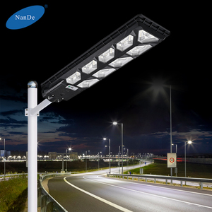 Lámpara <span class=keywords><strong>Solar</strong></span> para Carreteras Urbanas con Sensor de Control NanDe, Gran <span class=keywords><strong>Venta</strong></span>, 300w 500w 700w 900w, Lámpara <span class=keywords><strong>Solar</strong></span> LED Todo <span class=keywords><strong>en</strong></span> Uno para Alumbrado Público - Product Image 3