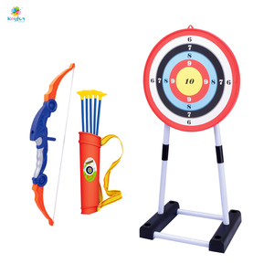 Juego de Tiro con Arco de Plástico con Ventosa y Objetivo Móvil, Arco y <span class=keywords><strong>Flechas</strong></span> para Niños de 3+ Años, Juegos al Aire Libre, Regalos de Cumpleaños - Product Image 2