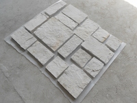 Pavé aléatoire en grès ivoire durable au design original pour projets de construction extérieure
