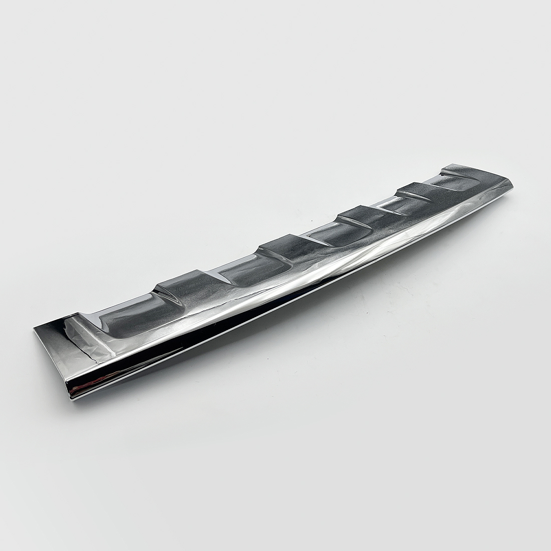 68078286AB Fascia Applique for 3.6L Jeep Grand Cherokee 2018 2019