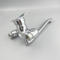 Robinet de cuisine mural à poignée unique en zinc de haute qualité, 2 trous, pour lavabo, moderne et contemporain, avec cartouche céramique, finition brillante