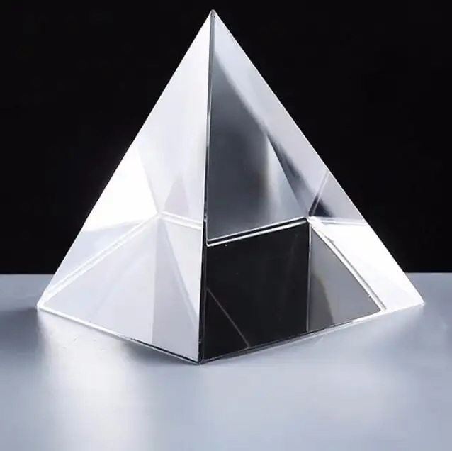 K9 optik kristal fotoğraf piramit